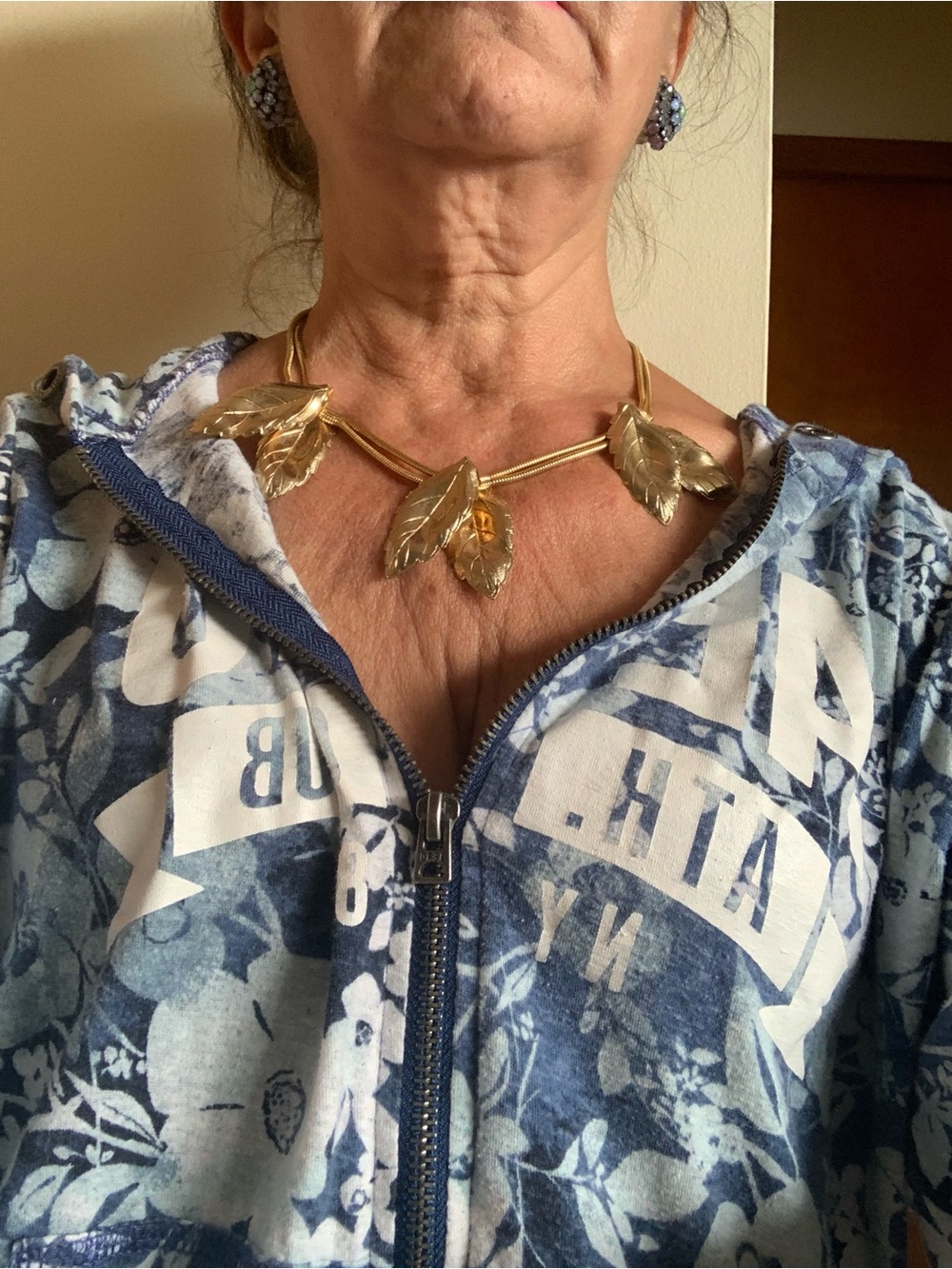 Gold Leaf Statement Necklace - Elegant Women's Jewelry